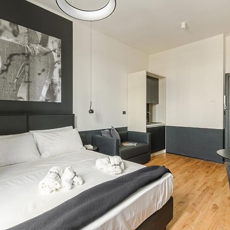 Palazzo Quantum 1 Apartment Milan Bagian luar foto