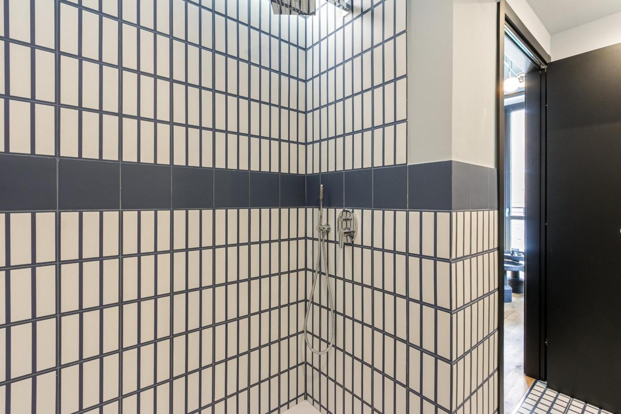 Palazzo Quantum 1 Apartment Milan Bagian luar foto